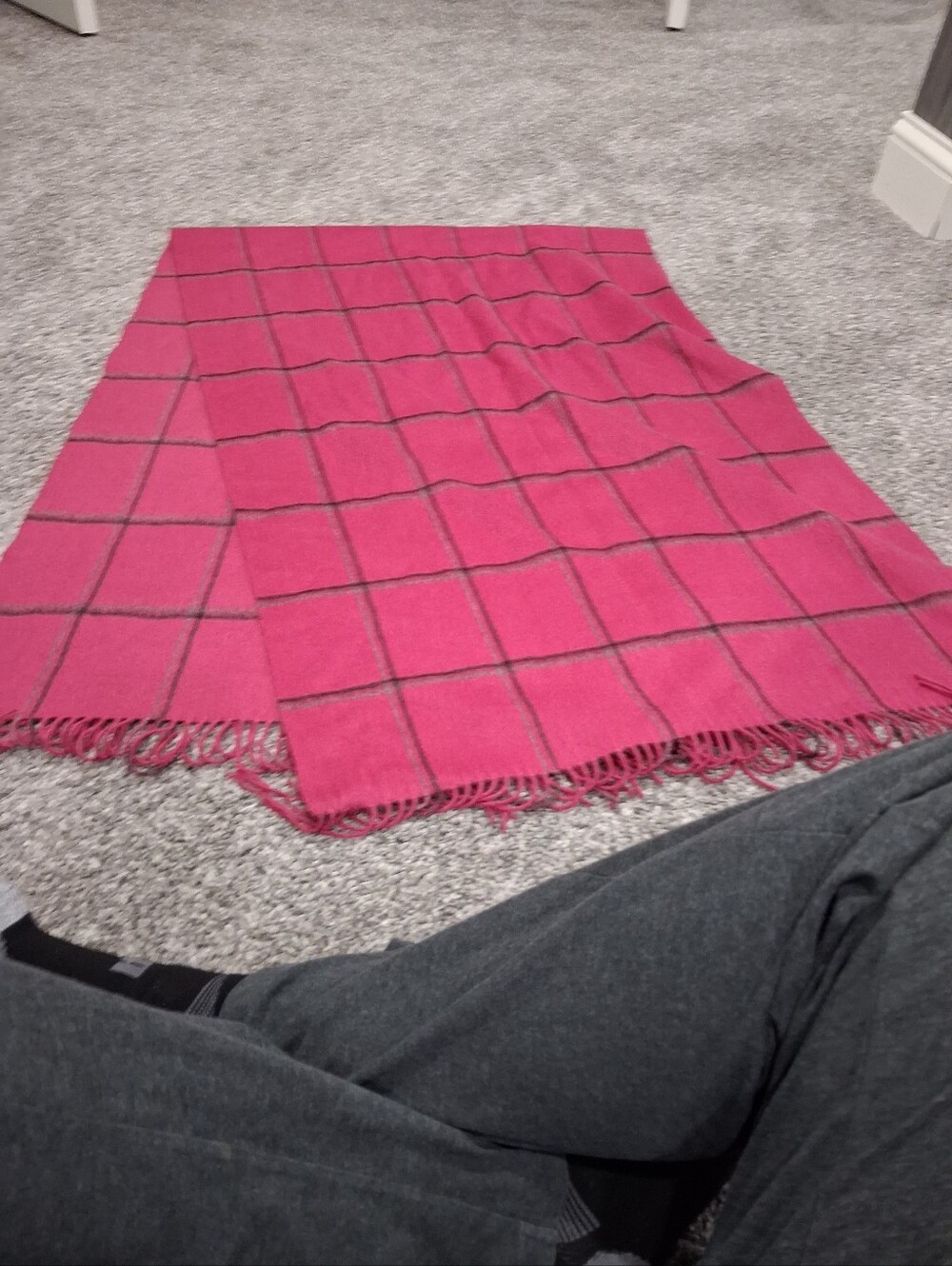 Vintage L Pure 100% Cashmere Scarf With Fringe. 72x25" Pink Gray And Black Plaid